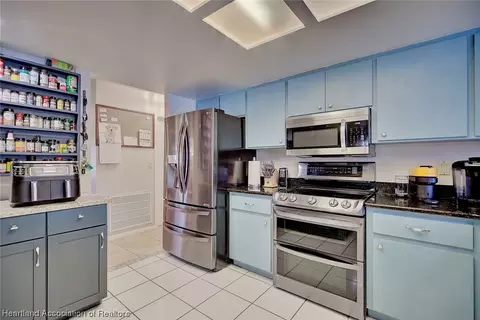 153 Friendly Cir, Sebring, FL 33876 photo 7
