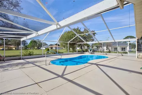 153 Friendly Cir, Sebring, FL 33876 photo 24