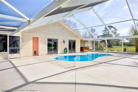 153 Friendly Cir, Sebring, FL 33876 photo 26