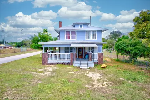 1206 S Pinecrest Ave, Avon Park, FL 33825