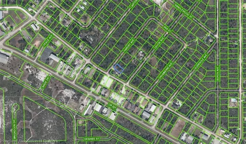 111 Harvey Ave, Lake Placid, FL 33852
