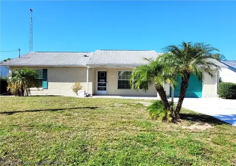 958 Peachtree Dr, Lake Placid, FL 33852