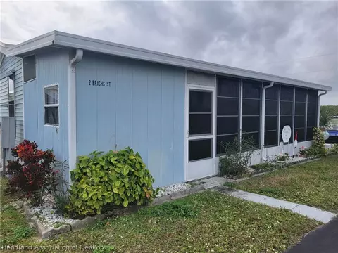 2 Brachs St, Lake Placid, FL 33852
