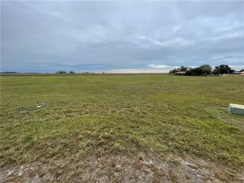 816 Trident Ct, Sebring, FL 33876 photo 1
