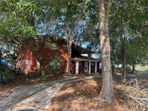 3091 Lakeview Dr, Sebring, FL 33870