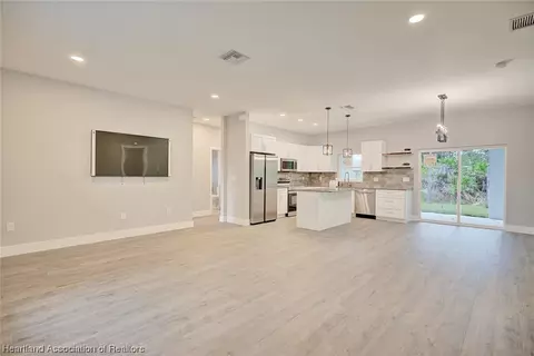 4202 Durango Ave, Sebring, FL 33872 photo 8