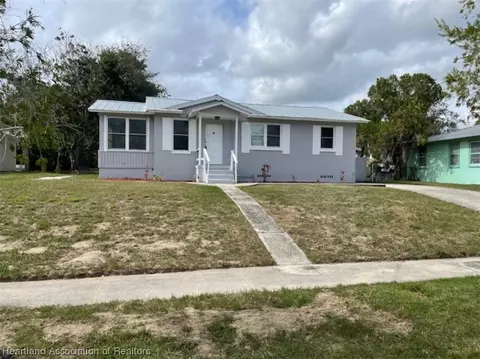1520 Hitakee Ave, Sebring, FL 33870