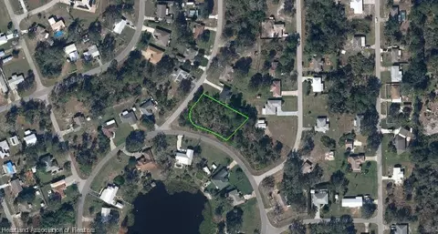 1736 Circle Dr, Lake Placid, FL 33852