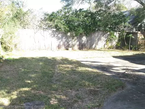 Exterior - 4111 Westminster Rd, Sebring, FL 33875 photo 4 of 7