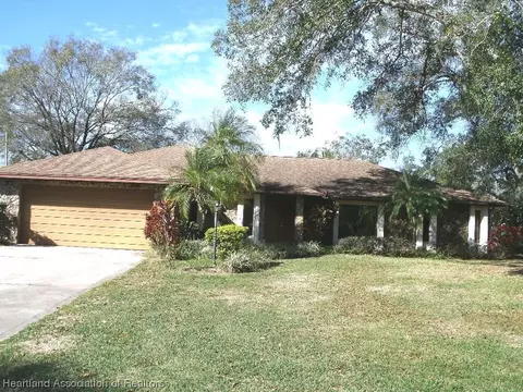 Exterior - 4111 Westminster Rd, Sebring, FL 33875 photo 7 of 7