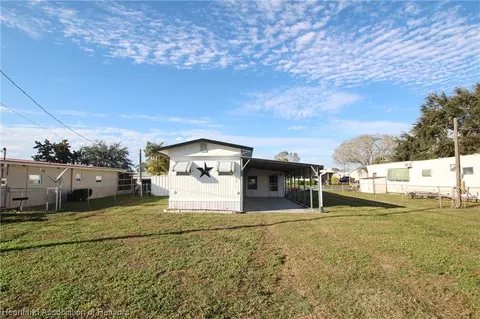 1569 Chobee St, Okeechobee, FL 34974 photo 3