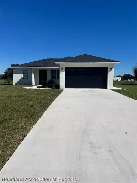 325 Monte Real Blvd, Sebring, FL 33876