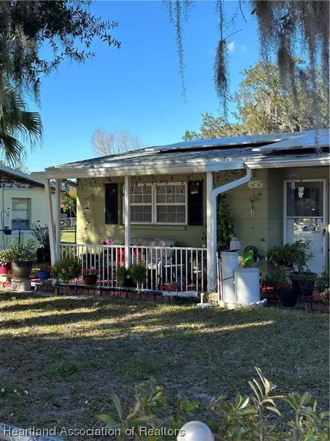 1232 Sunset Dr, Sebring, FL 33870