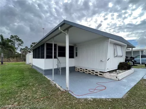 2808 Roger St, Sebring, FL 33872 photo 1