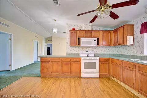 5909 Derby Ln, Sebring, FL 33875 photo 14