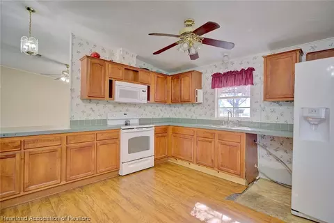 5909 Derby Ln, Sebring, FL 33875 photo 13