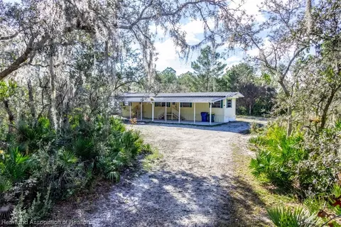 164 Pine Tree Dr, Lake Placid, FL 33852