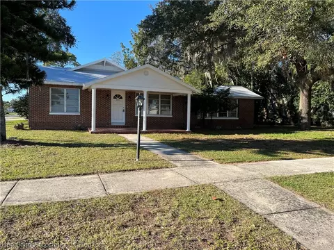 642 Hickory St, Sebring, FL 33870