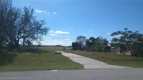 3445 Baxter Ave, Sebring, FL 33870 photo 2
