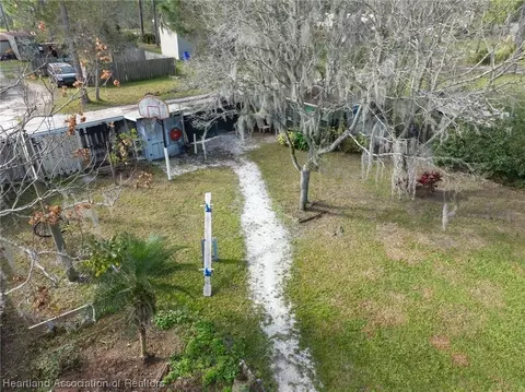 203 E Maxanna Blvd, Sebring, FL 33875 photo 8