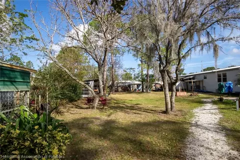 203 E Maxanna Blvd, Sebring, FL 33875 photo 19