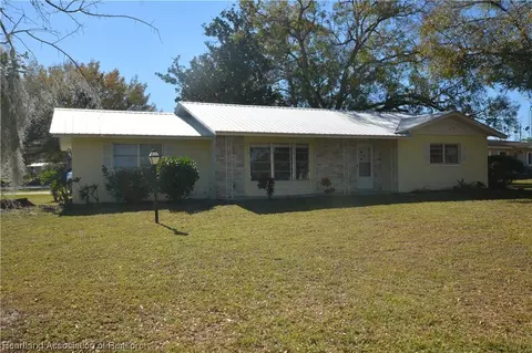 109 Spring Garden Rd, Sebring, FL 33870