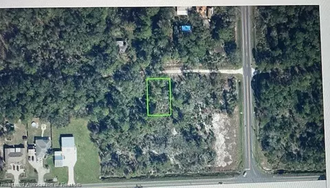 318 Pigeon Ave, Sebring, FL 33872