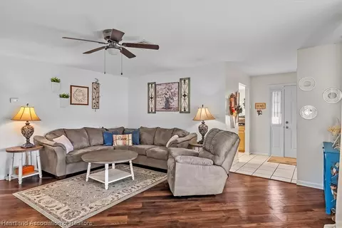 Living - 1613 Willow Run, Sebring, FL 33872 photo 2 of 3