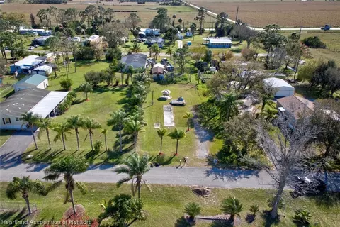 17514 Broadland Ln, Okeechobee, FL 34974 photo 3