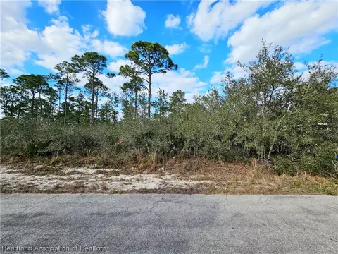 3329 Nuthatch Ave, Lake Placid, FL 33852