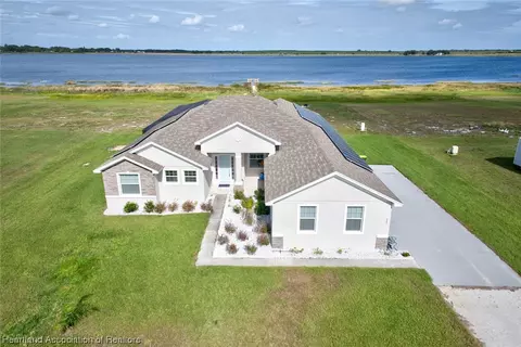 223 E Shockley Rd, Avon Park, FL 33825