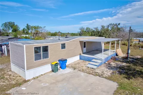 313 Highlands Blvd, Lake Placid, FL 33852