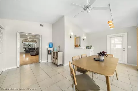 678 Memorial Dr, Sebring, FL 33870 photo 18