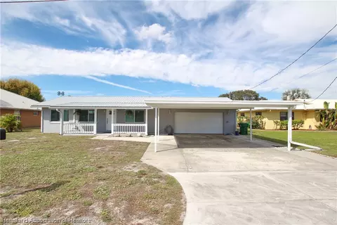 1144 Lisa Ln, Okeechobee, FL 34974