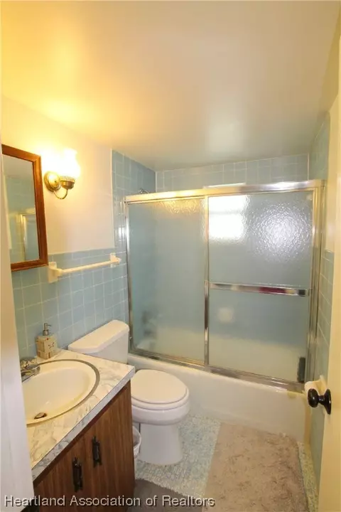Bath - 1144 Lisa Ln, Okeechobee, FL 34974 photo 5 of 5