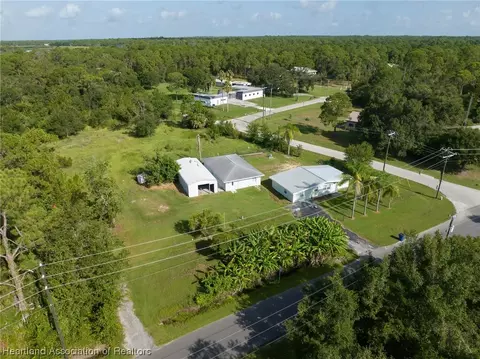 6407 Lakeside Dr W, Sebring, FL 33875