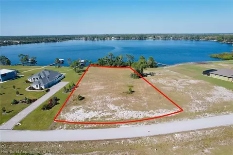 4012 Camp Shore Dr, Sebring, FL 33875