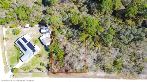 397 Lazy Ln, Lake Placid, FL 33852