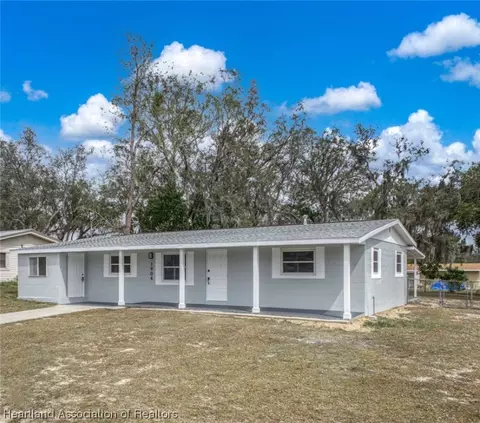 1904 Steiner Ave, Sebring, FL 33870