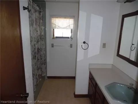 Entry Way - 6305 Snell Rd, Bartow, FL 33830 photo 2 of 3