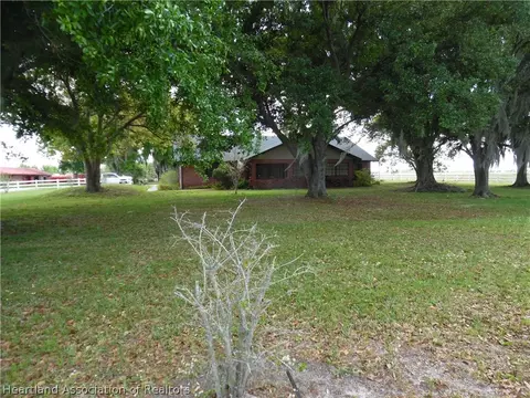 Exterior - 6305 Snell Rd, Bartow, FL 33830 photo 5 of 13
