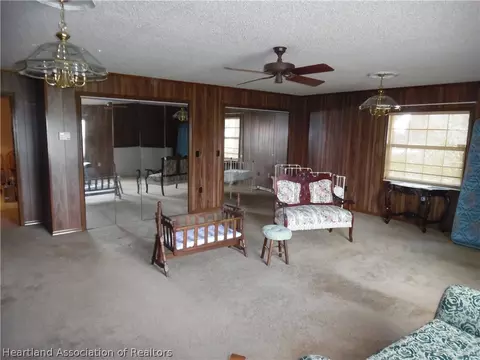 Living - 6305 Snell Rd, Bartow, FL 33830 photo 3 of 6