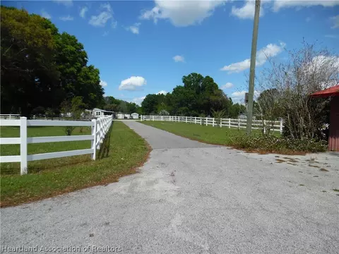 Exterior - 6305 Snell Rd, Bartow, FL 33830 photo 7 of 13