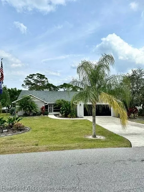 1525 Oak Ave, Lake Placid, FL 33852