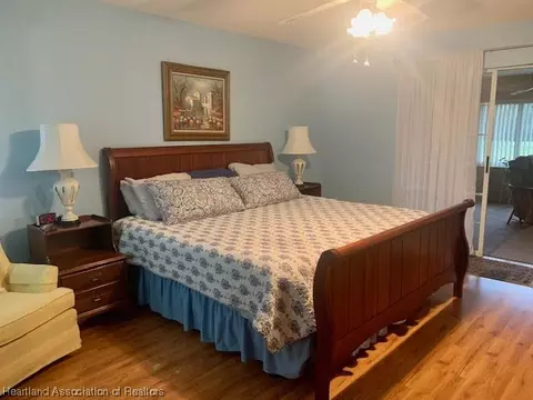 Bedroom - 4002 Duffer Rd, Sebring, FL 33872 photo 1 of 5