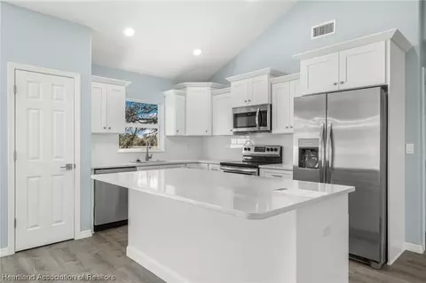Kitchen - 5423 Minorca Dr, Sebring, FL 33872 photo 1 of 5