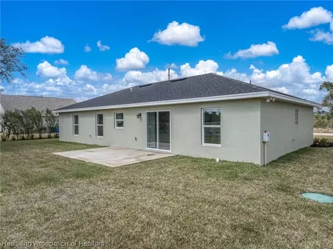 Exterior - 5423 Minorca Dr, Sebring, FL 33872 photo 3 of 4