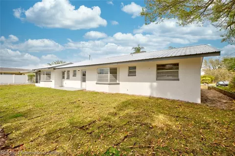 Exterior - 1313 Kerry Dr, Sebring, FL 33870 photo 1 of 11