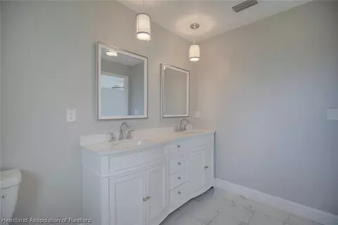 Bath - 307 Condor Ave, Sebring, FL 33870 photo 4 of 6