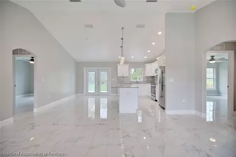 Kitchen - 307 Condor Ave, Sebring, FL 33870 photo 2 of 7